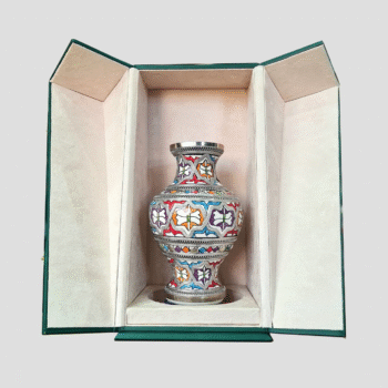 Vase Céramique Marocain « Éclat des Médines » avec Boîte en Cuir Vert - Motif Géométrique Fête